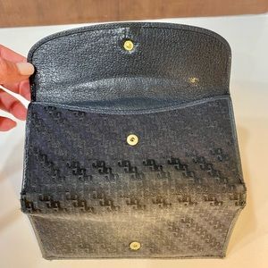Authentic 💯Gucci authentic blue monogram with blue leather.